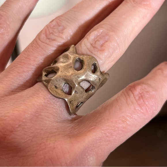 Vintage Heavy sterling silver Brutalist Rustic Goth Mobwife thick Wide Band - Picture 6 of 17